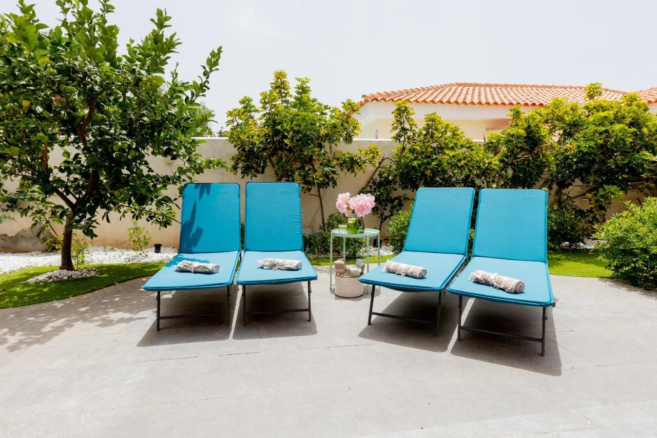 Villa With A Private Swimming Pool Callao Salvaje Esterno foto